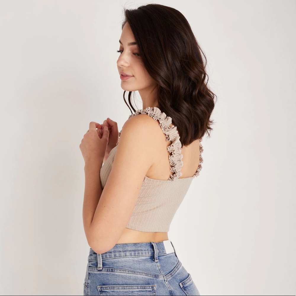 New | Backyard Roses | Dacey Ruffle Tank Top Medium - Picture 5 of 8